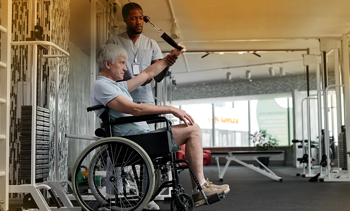 7 BEST GYM EXERCISES FOR WHEELCHAIR USERS