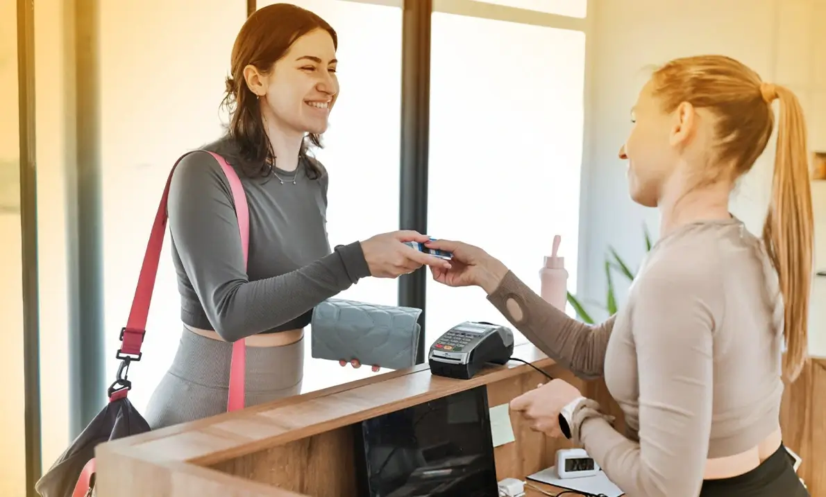 WHICH MEMBERSHIP MODEL WINS? PAY AS YOU GO VS ANNUAL COMMITMENTS EXPLAINED